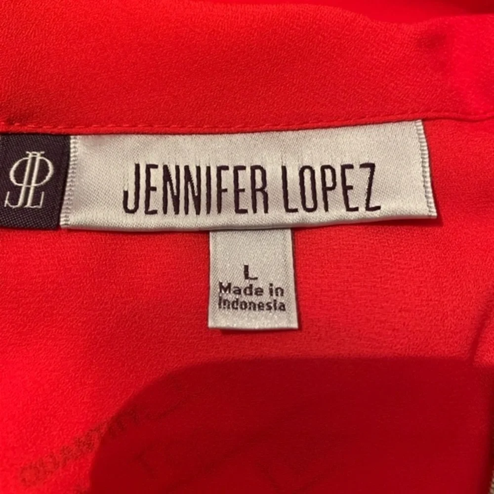 Jennifer Lopez Red Top with Removable Necklace NWT - Picture 7 of 9